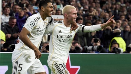 开云体育官网-马斯坦托诺：听不懂贝林厄姆的英语但我很喜欢他，裤袜是历史最佳