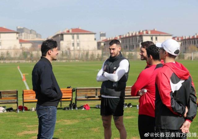 1713445960862055915.jpg 202404181953208730.jpg